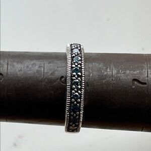 Elegant Silver and Blue Women's Ring